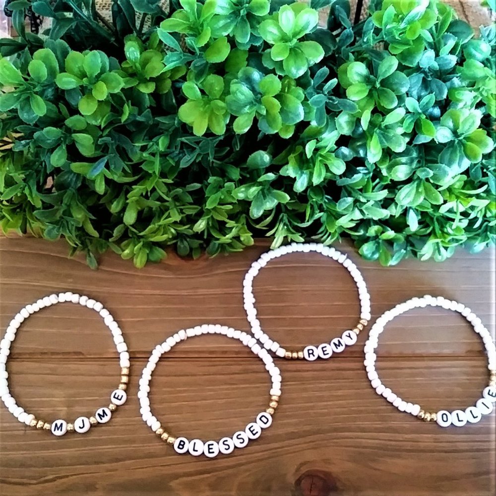 3/$49 New Personalized Beaded Name/Word Bracelets - Picture 8 of 8